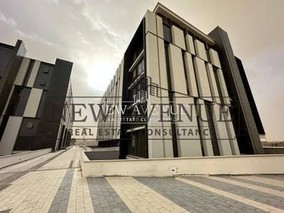 مكتب اداري استلام فوري متشطب في هايد بارك القاهره الجديده Hyde park New Cairo