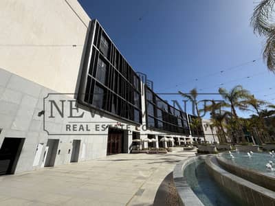 دور إداري للإيجار في ليك فيو القاهره الجديده  lakeview New Cairo