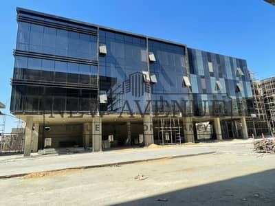 مبني إداري للإيجار تشطيب فاخر بالتكييف بالقاهره الجديده New Cairo