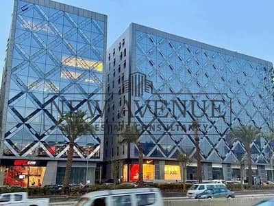 مكتب اداري ١٥٠٠ مترمربع مشطب بالكامل للايجار علي الطريق الدائري القطاميه Ring Road Katameya