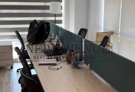 مكتب إداري مشطب بالكامل للإيجار بالقاهره الجديده  New Cairo