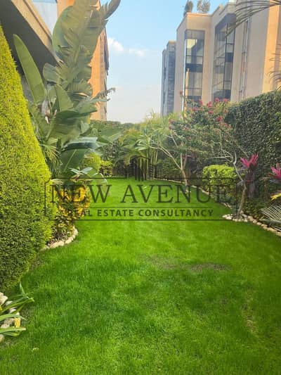 for sale very special Ground apartment garden 190 m fully finished direct on pool galleria moon valley