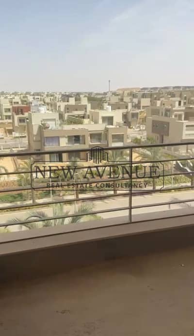 Apartment 3 bedrooms ready to move overlooking villas very prime location at Palm Hills New Cairo price with maintnance