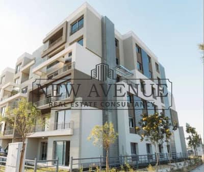 apartment for sale at palm hiils new cairo 4 bedrooms and 4 bathrooms ready to move good location