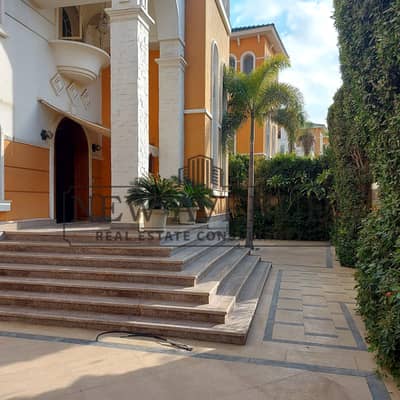 فيلا متشطبة بالكامل في ديار المخابرات ٩ غرف نوم  Dyar EL Mokhabrat New Cairo