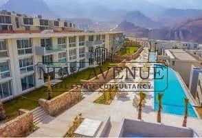 شاليه أرضي جاهز تشطيب كامل مع حديقة بموقع مميز مطل على البحر