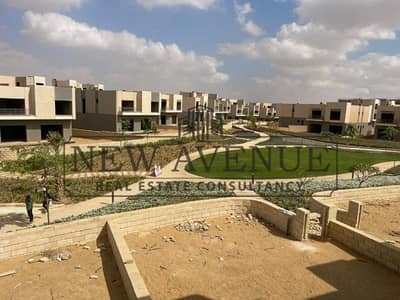 أفضل موقع تاون هاوس في هاب تاون Haptown Mostakbal City بحرى جاهز للسكن مباشرة على الحدائق  بإطلالة بحري صريح من تطوير حسن علام