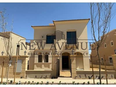 Delivered Golf View Elevated Standalone villa in City gate - Sapphire C for sale 3 bedrooms 3 bathrooms with maid's room and Living room