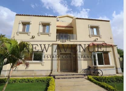 Standalone VillaFor Sale in Madinaty fully furnished with private pool Ready to Move