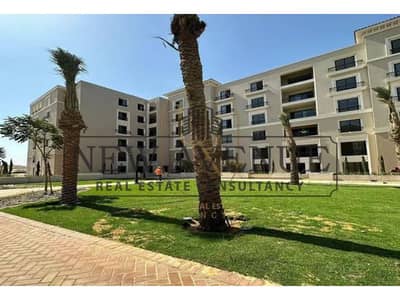 شقة متشطبة بالكامل بالتقسيط في فيلدج ويست