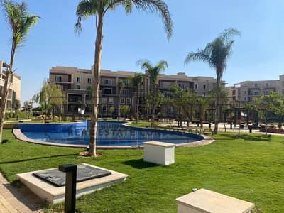 شقة ارضي نصف تشطيب للبيع  في   اكتوبر بلازا at October Plaza من  سوديك موقع متميز جدا اطلالة مفتوحة  استلام فوري