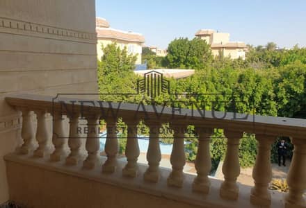 فيلا مستقله نصف تشطيب مع حمام سباحه و لوكيشن مميز في مينا جاردنز سيتي Mena Garden City  , اكتوبر سيتي