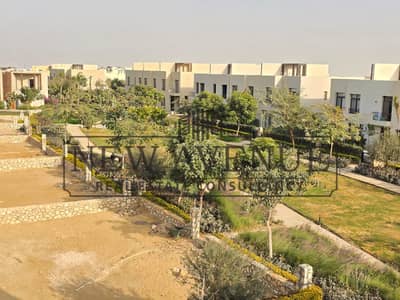 For sale ready to move Town house middle TYPE G prime location in compound OWEST PHASE WHYT