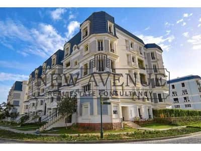 شقة للبيع في ماونتن فيو هايد بارك   Mountain View Hyde Parkنصف تشطيب  مساحة البناء 216 متر مربع  3 غرف نوم 3 حمامات غرفة خادمة