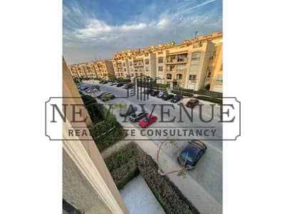 بنتهاوس جاهز للسكن في مشروع ستون ريزيدنس القاهرة الجديدة Stone residence new cairo موقع مميز للغاية مع مسبح وإطلالة خلابة على المناظر الطبيعية 4 غرف
