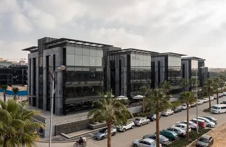 مكتب للبيع استلام فورى فى كايرو بيزنس بارك مصر إيطاليا