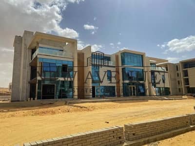 Resale Office Under market price with view lagon at Heart work New Cairo