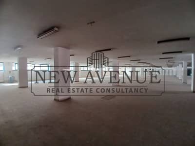 Fully fnished office 2600m at October for sale