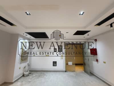 مكتب فاخر | للإيجار | جاهز للانتقال | مشطب بالتكييف بهايد بارك القاهره الجديده Hyde park New  Cairo