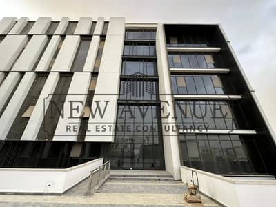 مكتب كونر 125م2 للبيع في هايد بارك القاهره الجديده Hyde park New Cairo