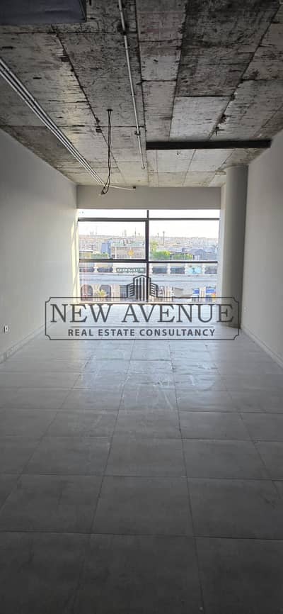Fully finished office 70m direct on 90 street