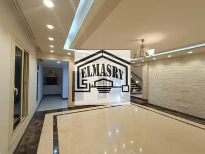 فيلا للايجار بحمام سباحه واسانسير وجاكوزي في اميز موقع بالرحاب هيلز نموذج M    Rehab city new cairo تشطيبات الترا سوبر لوكس
