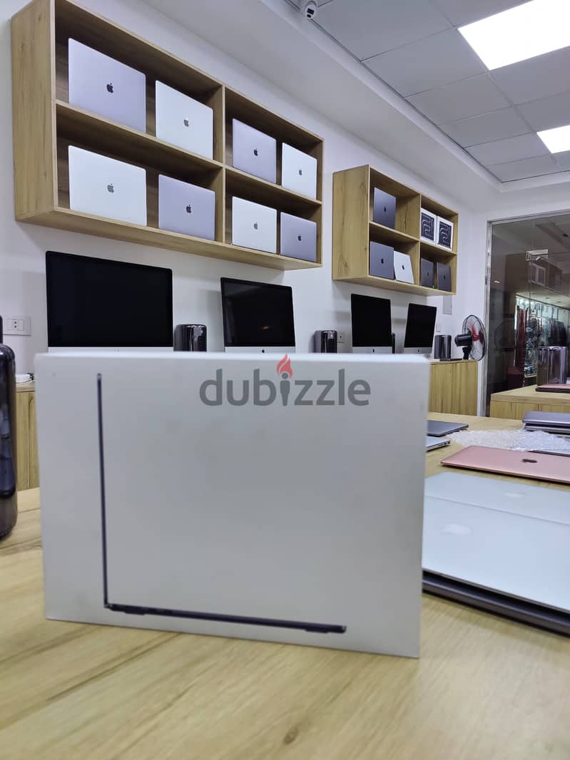 Macbook M5 Air 13inch 1