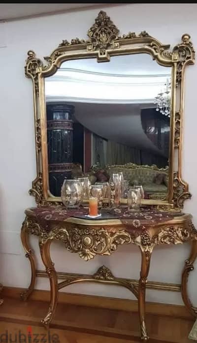كونسول دهب فرنساوي برخامه لونها اسود