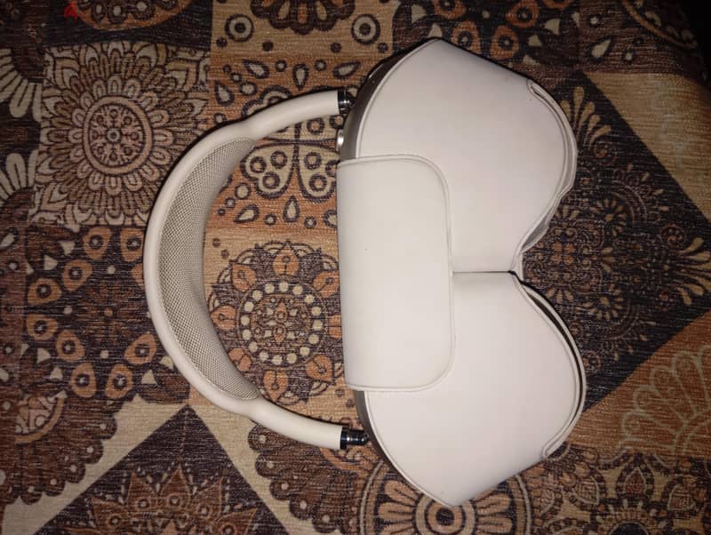 AirPods Max 1