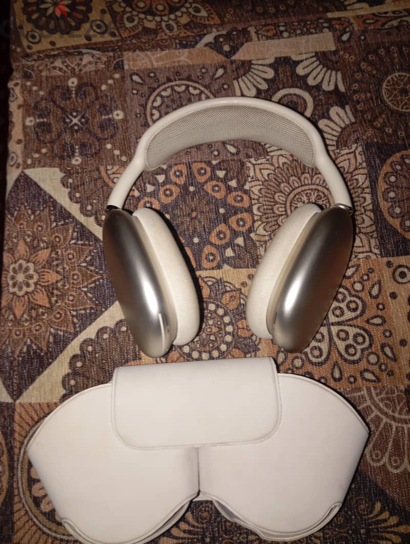 AirPods Max 4