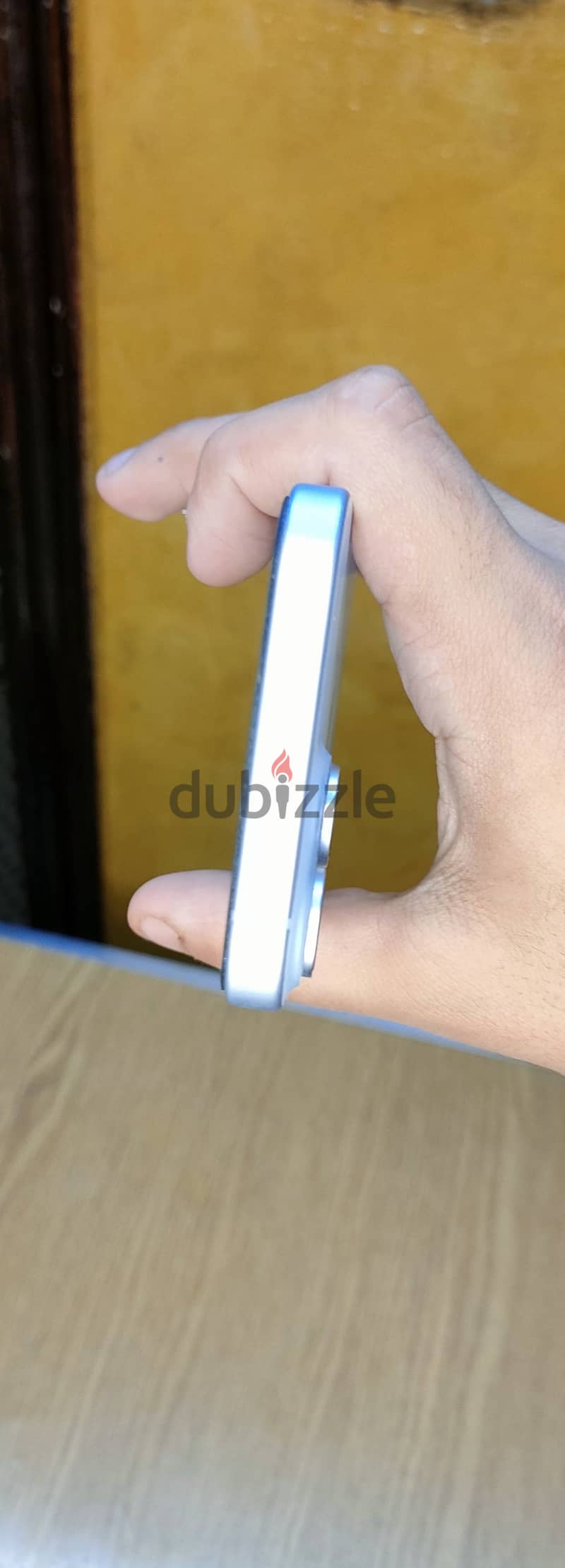 IPhone 15 6