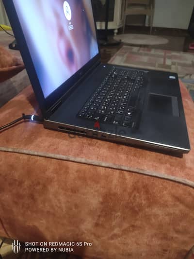 Dell 7730 552p