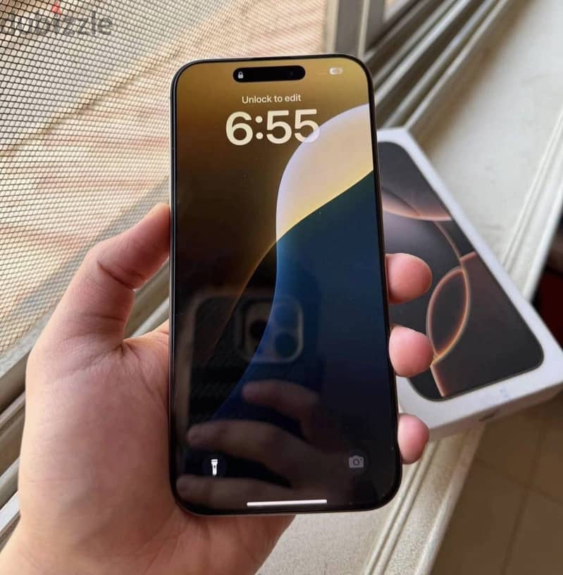 iPhone 16 pro max 1