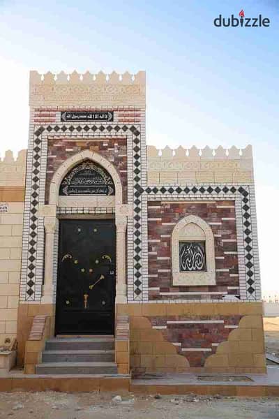 مدفن للبيع في مقابر القاهرة الجديدة  أول طريق العين السخنه مساحة ٤٠ متر