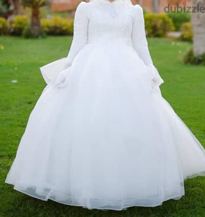 wedding dress
