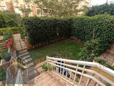 للبيع في مدينتي شقة 89م ارضي بجاردن 50م فيو جاردن تشطيبات سوبر الترا بلوكيشن ممتاز أمام East hub mall,  All seasons park mall  في مدينتي القاهرة الجديدة
