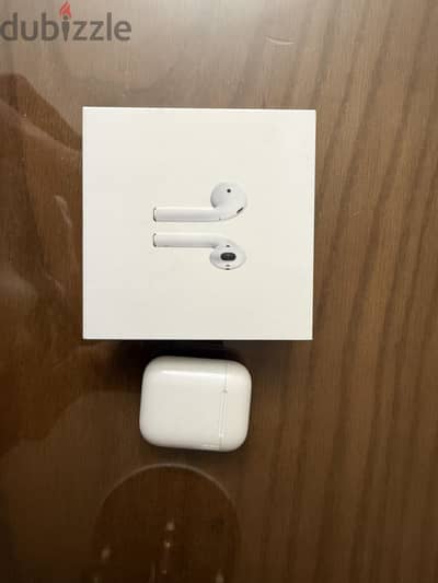 Apple AirPods 1 sec gen