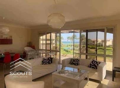شاليه للبيع 3غرف بجنينه خاصه علي البحر مباشر full sea view متشطب بالكامل في لافيستا 6العين السخنه بالقرب من بورتو وتلال la vista ain sokhna
