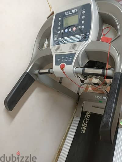 مشاية رياضيه جديدة