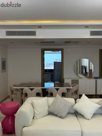 Hotel Apartment 3BR for daily rent for families in Sheikh Zayed At compound Zed Towers G +20