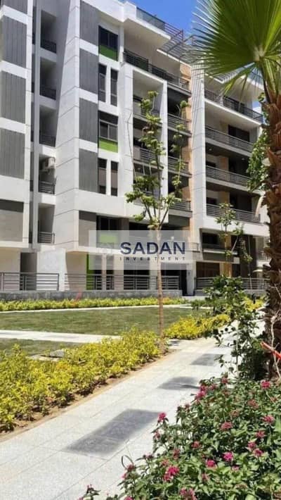 A fully finished apartment ready for viewing in New Cairo at the lowest price, next to Swan Lake Residence in a fully built compound.