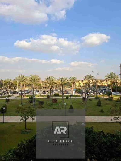 شقه 210 متر بسعر لقطه تشطيبات خاصه دور تاني فيو وايد جاردن للبيع في الرحاب 1 - التجمع الاول - القاهره الجديده