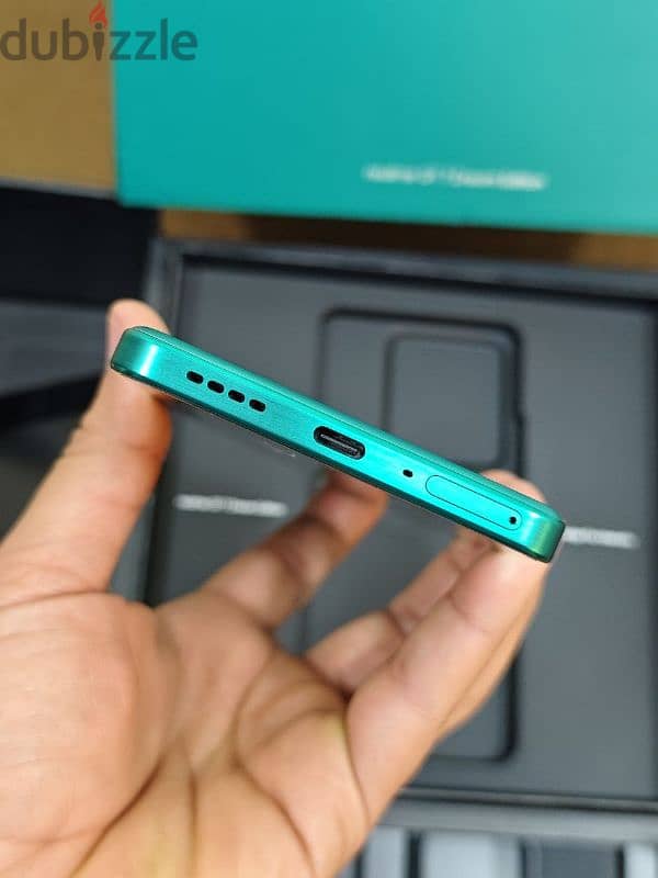 Realme GT 7 4