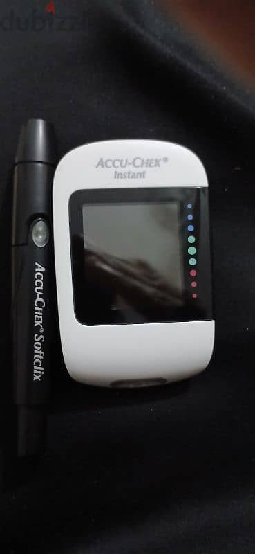 جهاز قياس سكر Accu _ CHEK
