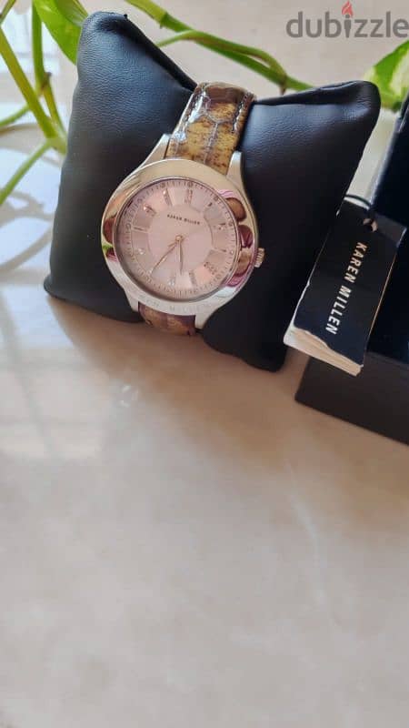 ساعة Karen Millen أصلية – Swarovski | صناعة إنجلترا | بالعلبة الأصلية 2