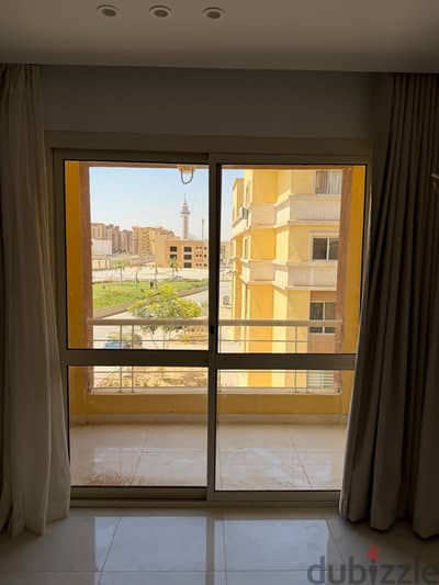 Degla Palms Compound