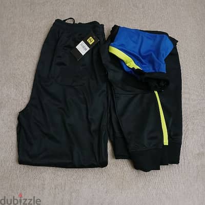 ترنينح رجالي رياضي مقاس 46 ووتر بروف مستورد