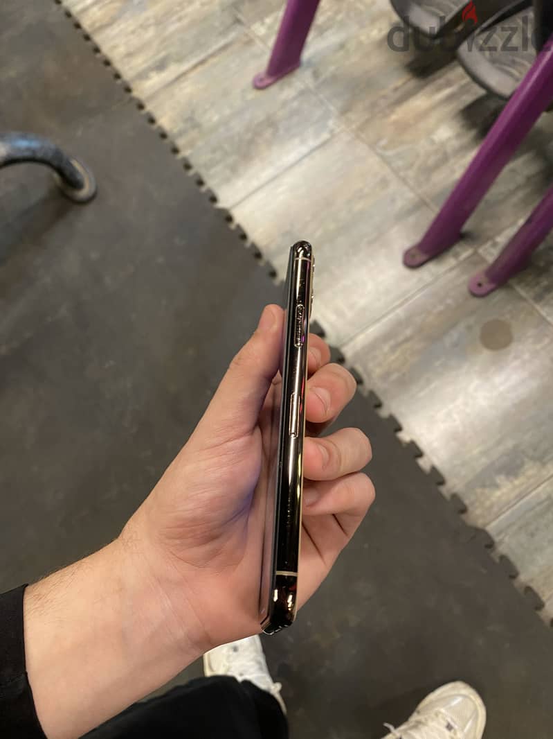 iPhone 11pro 512g 13