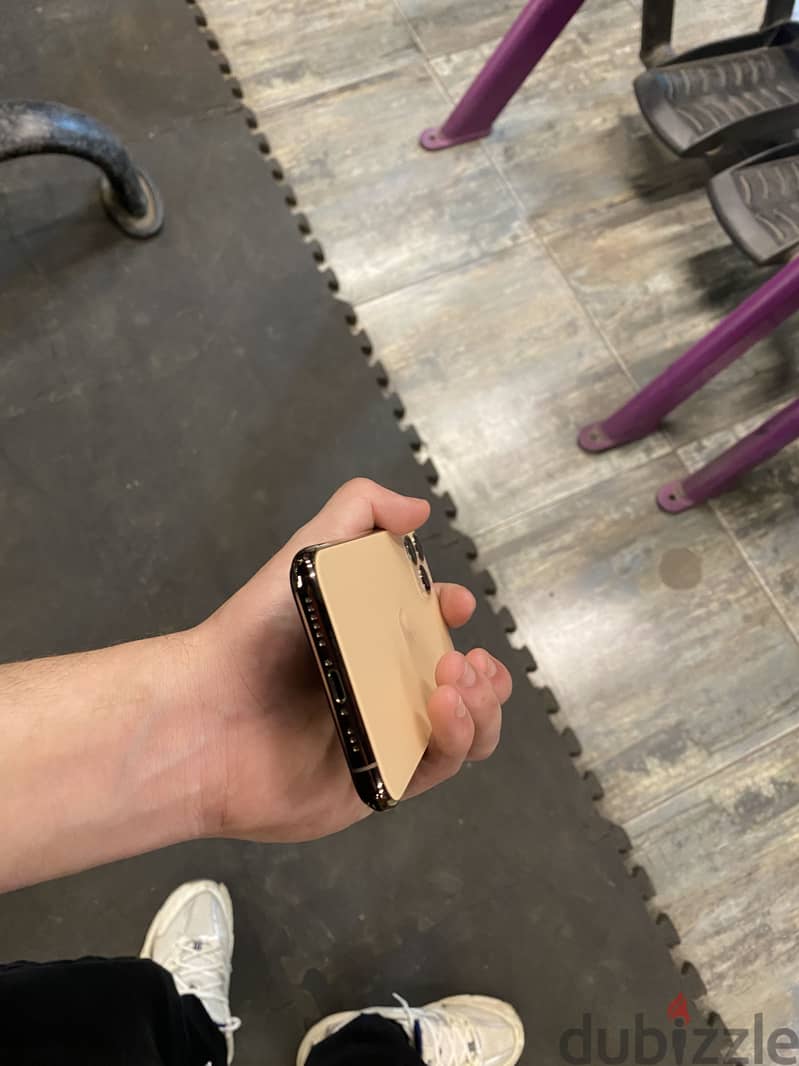 iPhone 11pro 512g 15