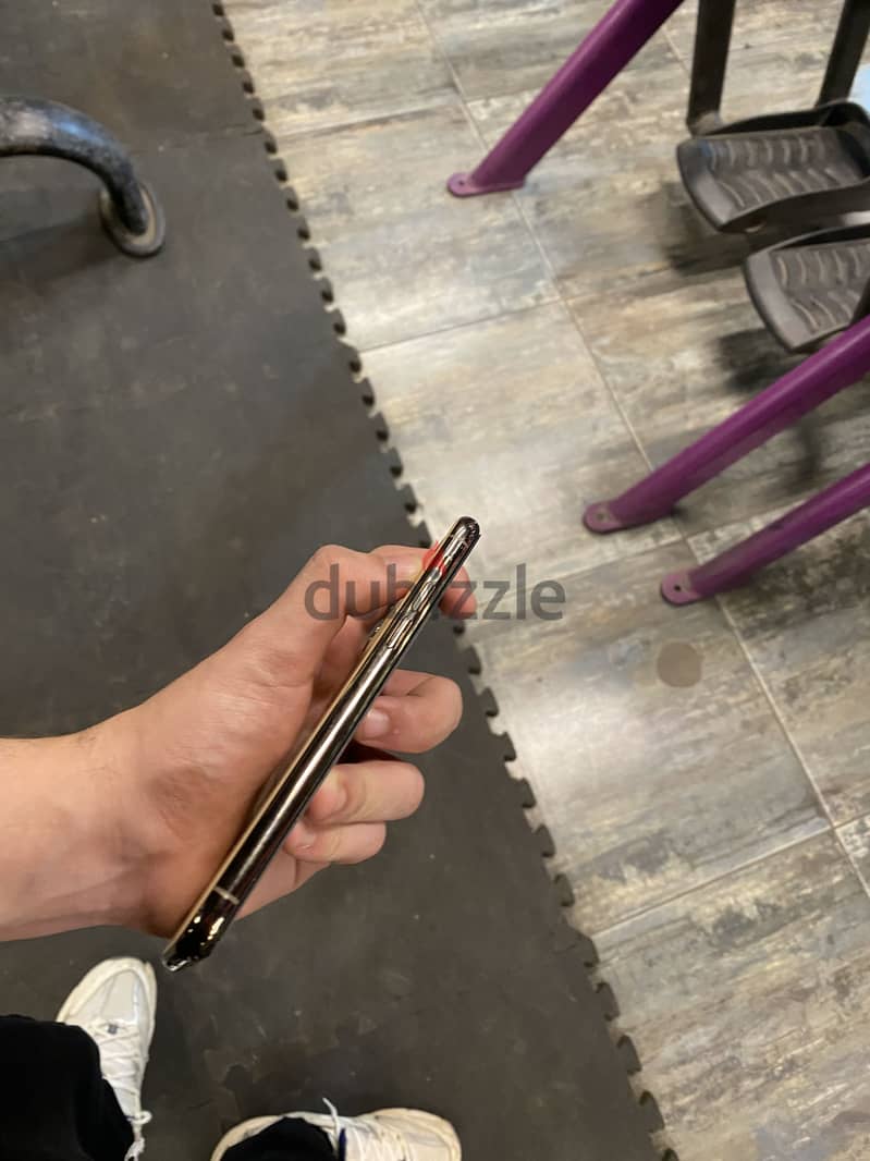 iPhone 11pro 512g 17